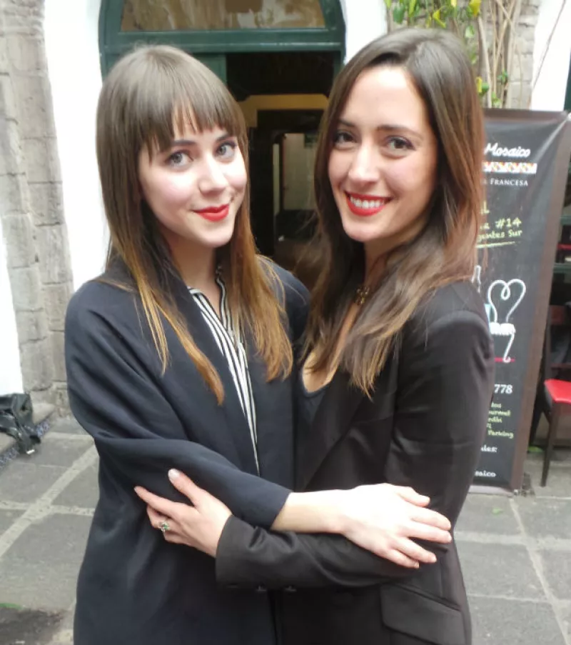 La actriz y la estrella del stand-up serán parte de los nombres confirmados para la comedia musical “La Llamada”, donde debutarán como cantantes en el escenario teatral a partir de este verano.