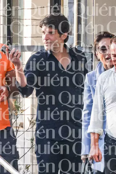 Paloma Cuevas y Eugenio López llegan a la boda de Michelle Salas