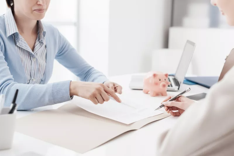 ¿Qué es mejor: pedir un crédito personal o uno de nómina? 