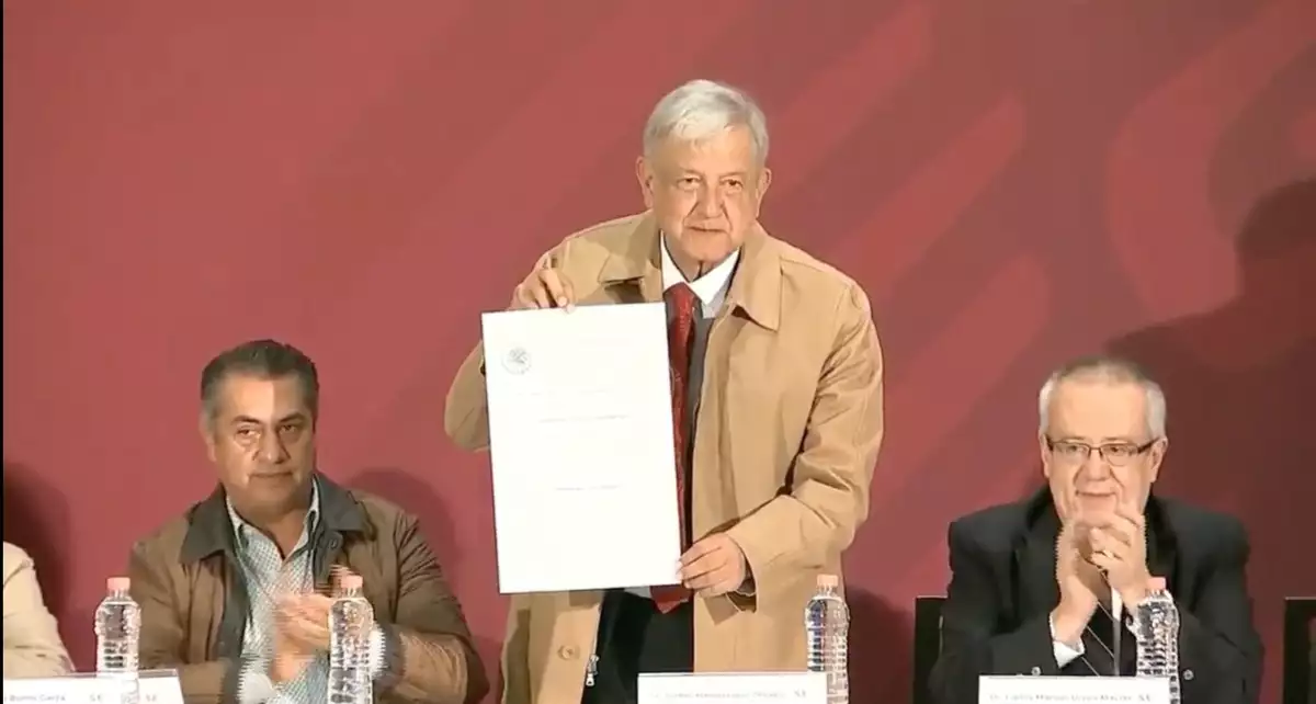 AMLO decreto nuevo leon bronco.jpg