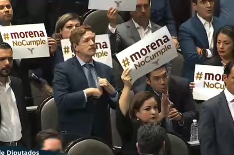 Panistas reclaman