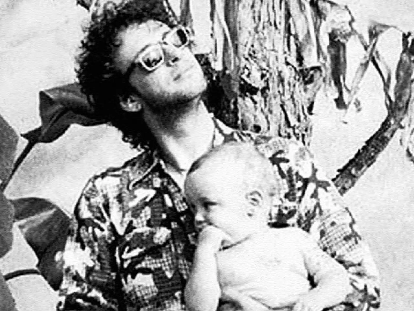 De la relación con Amenábar tuvieron a su primer hijo en 1994 de nombre Benito.