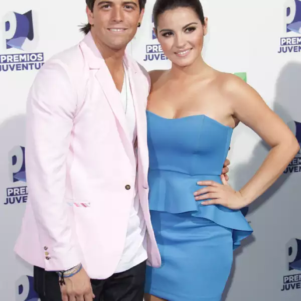 ¡Arriba el amor! ¿O no Mane de la Parra?