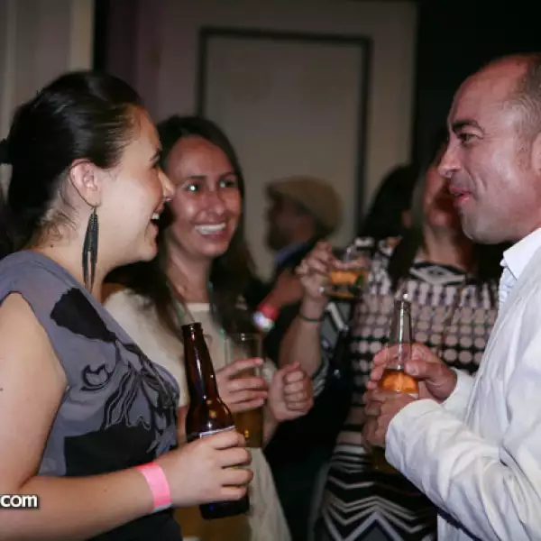 Alondra Cervantes,Alejandra Hussey,Roberto McLendon