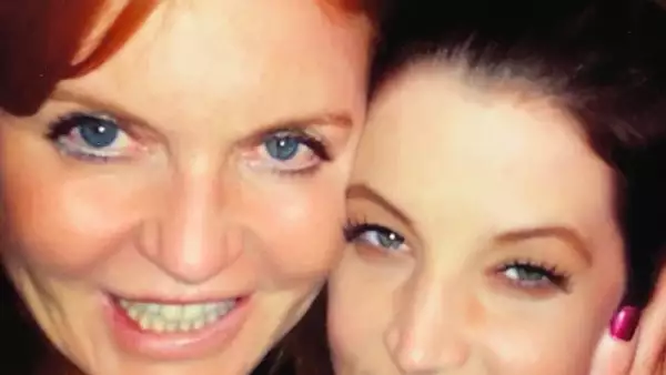 Sarah Ferguson y Lisa Marie Presley