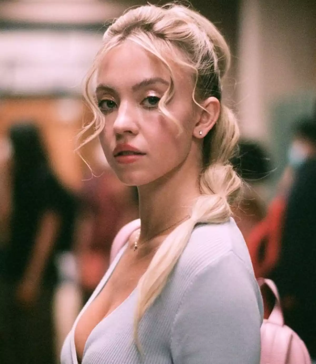 soft glam y2k euphoria.jpg