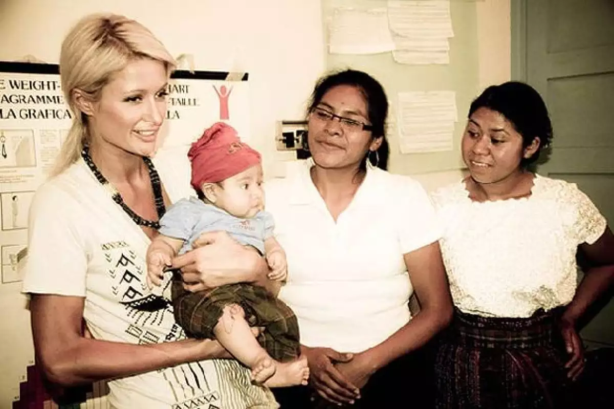 Un lindo bebé, hoy estuve con unos niños en otro hospital de la villa.