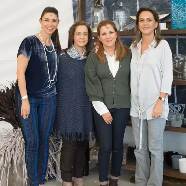 Ileana Casares, Cynthia Vázquez, Tammy Pani y María Elena Miranda
