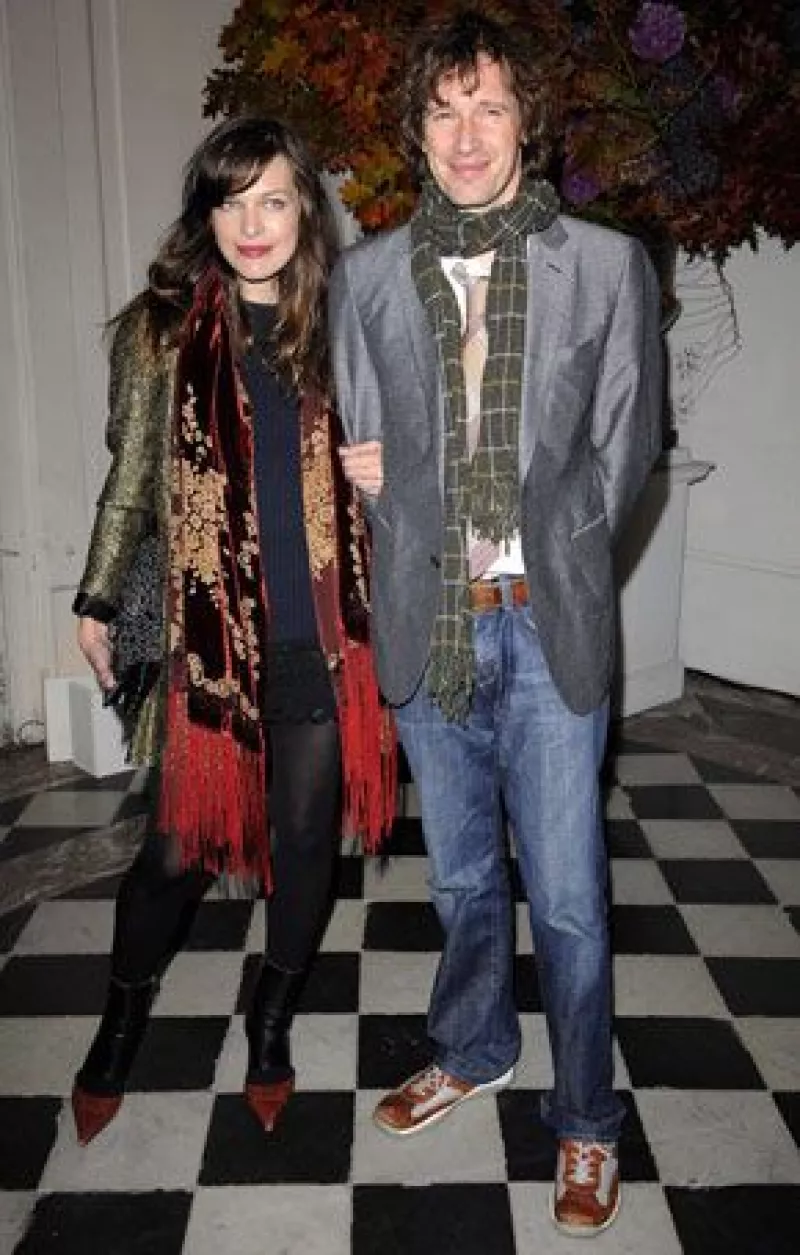 La modelo y actriz ucraniana se casará, por tercera ocasión, el 22 de agosto con el director y cineasta británico Paul W.S. Anderson.