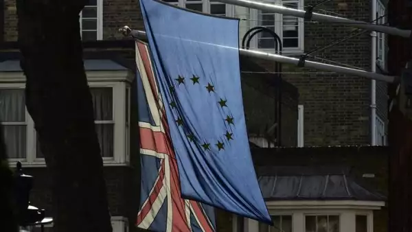 Según el gobierno de EU, si Reino Unido sale de la Unión Europea su PIB sería aproximadamente 7.5% menor después de 15 años.