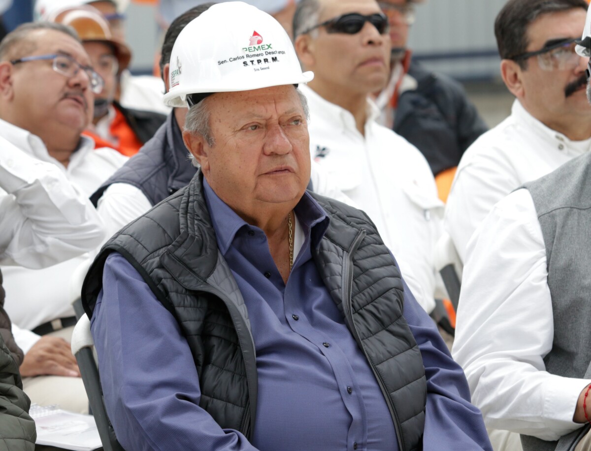 Reportan amparo de Romero Deschamps; no tenemos denuncia en su contra: AMLO
