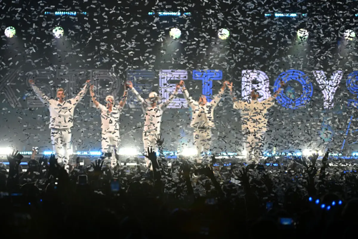 iHeartRadio Y100's Jingle Ball 2022 - Show