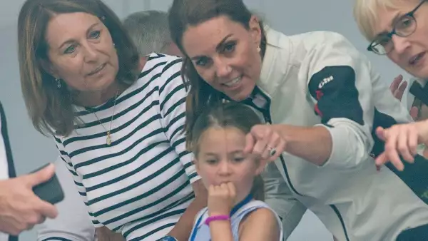 Carole Middleton, Kate Middleton y la princesa Charlotte