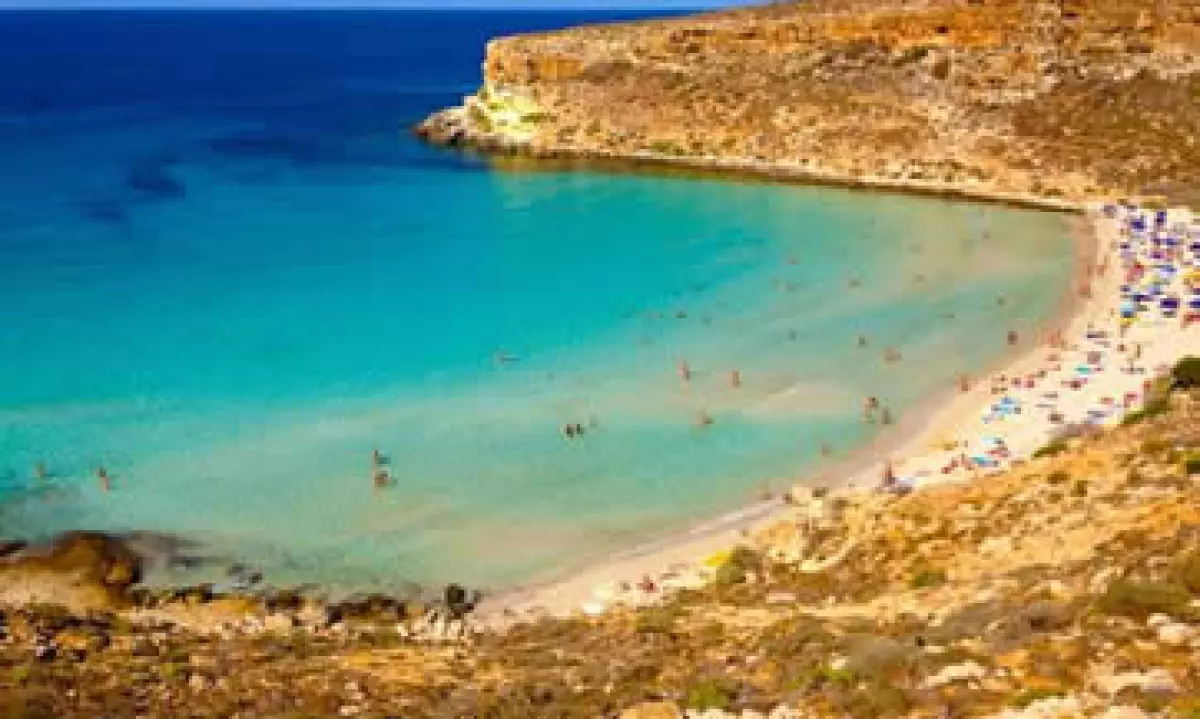 Además de la Playa del Conejo, en el ranking hay lugares de Brasil, Australia, entre otros. (Foto tomada de TripAdvisor.com)