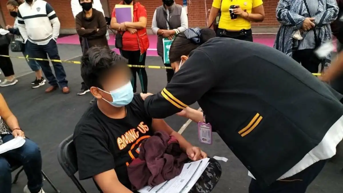 vacunacion de niños menores de 10 y 11 años inicia en CDMX