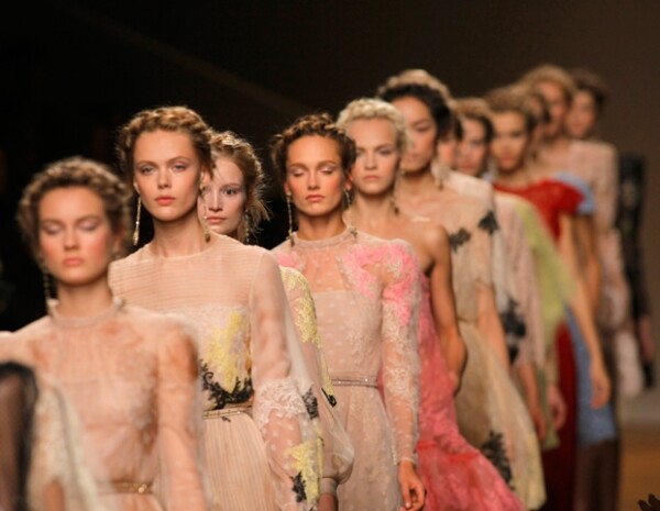 Valentino Haute Couture 2012.