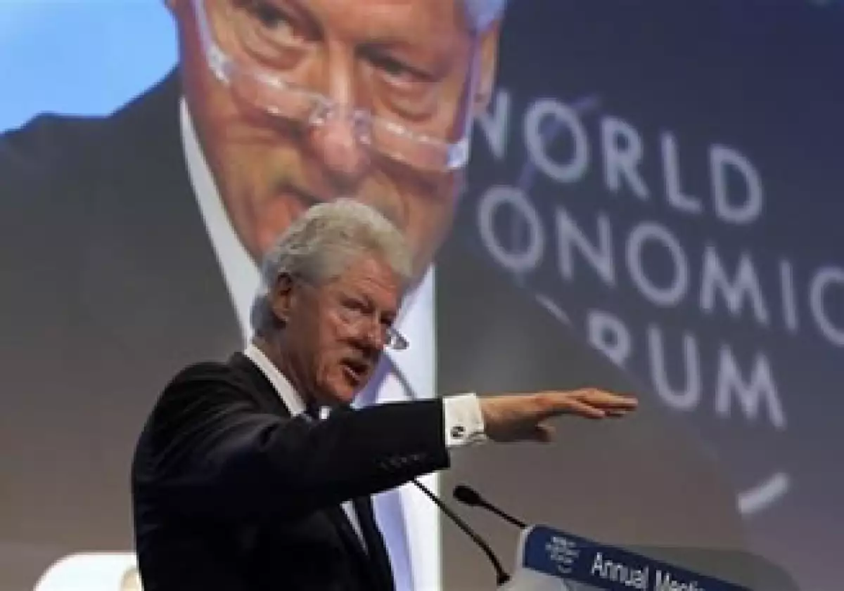 Clinton dijo que el objetivo es ayudar a Haití para que pueda ser sostenible. (Foto: AP)