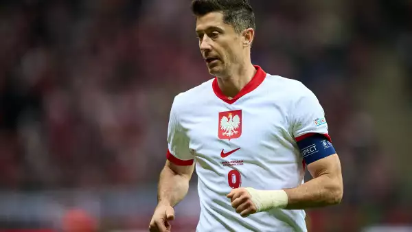 Lewandowski regresa con Polonia tras cambio de entrenador por polémica