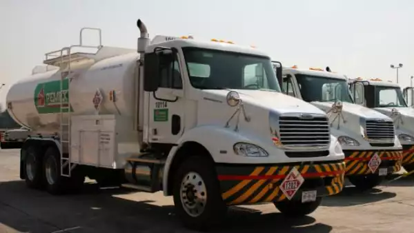 Autotanque de Pemex