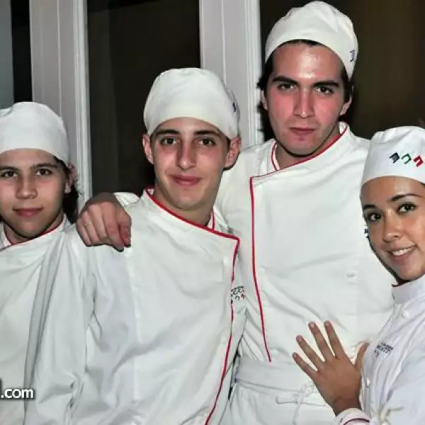 Diego Roccatti,Luis Canales,Javier Amaya y Arabela González