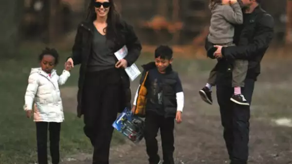 Zahara, Angelina, Pax, Brad y Shiloh dejaron en casa a Maddox y a los gemelos Vivienne y Knox para irse a divertir al parque.