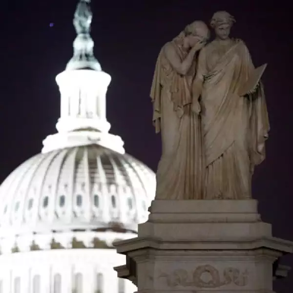 El Senado y la Cámara de Representantes no logran un acuerdo que evitara el cierre parcial de algunas de las actividades del Gobierno por falta de recursos.