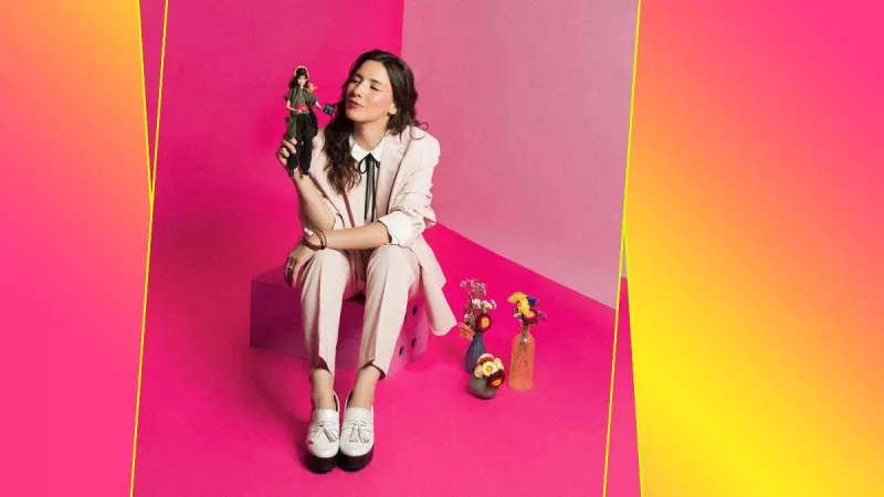 Mattel le rinde tributo a la directora mexicana Lila Avilés con su propia Barbie.