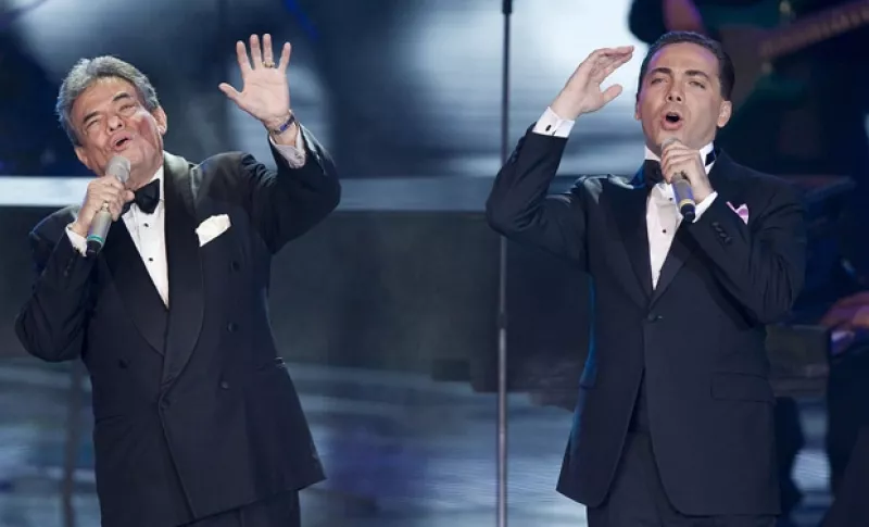 Los tres intérpretes se reunieron por más de 5 horas la semana pasada en Ciudad de México para grabar las imágenes que aparecerán al inicio de las presentaciones de la gira.