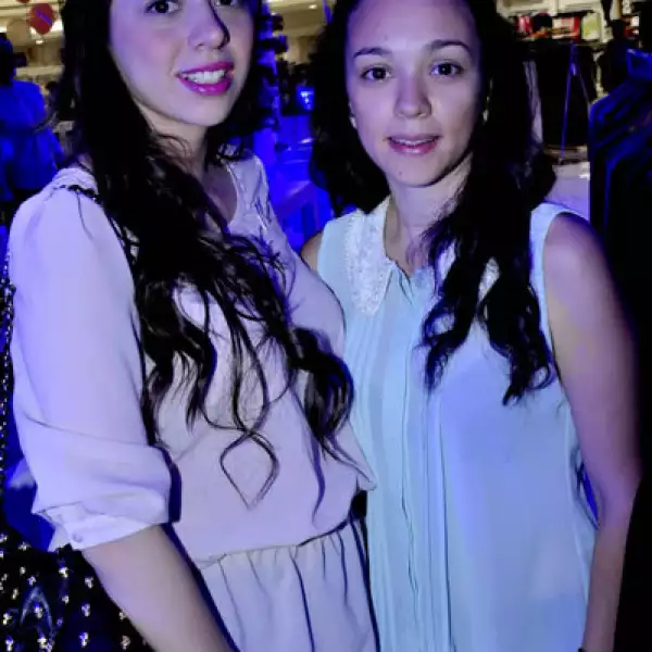 Gabriela y Ana Vanegas