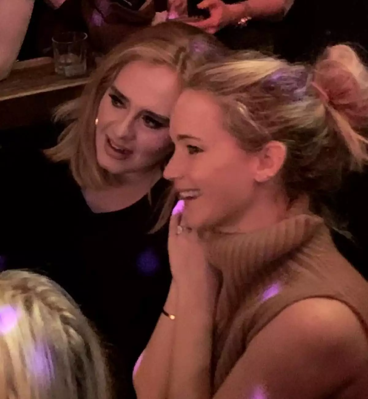 Adele y Jennifer Lawrence