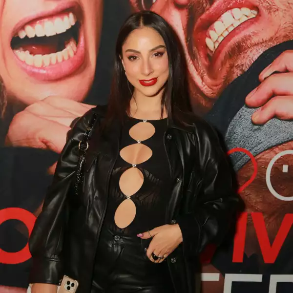 PREMIER COMO SOBREVIVIR SOLTERO