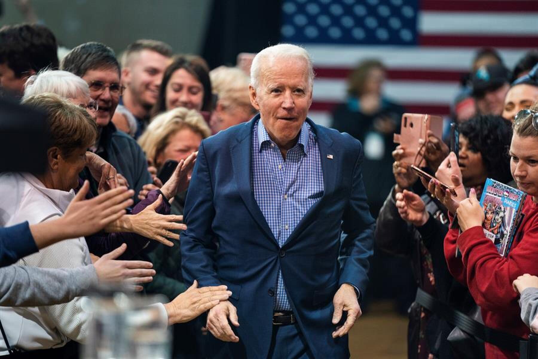 AMLO pide esperar... mientras Trudeau, Macron, Merkel y más reconocen a Biden