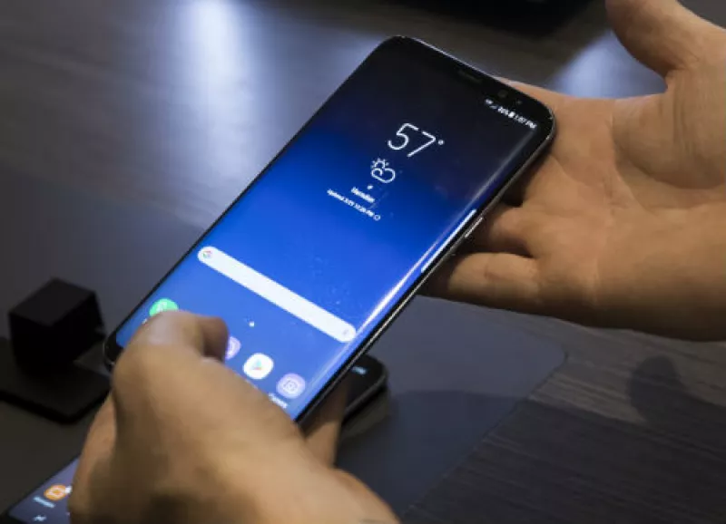 Samsung Galaxy S8 tel�fono