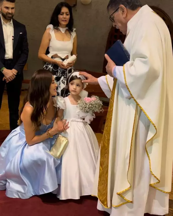 marlene-favela-hija-bella-seely-presentacion.jpg