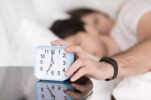 Alarma reloj buro