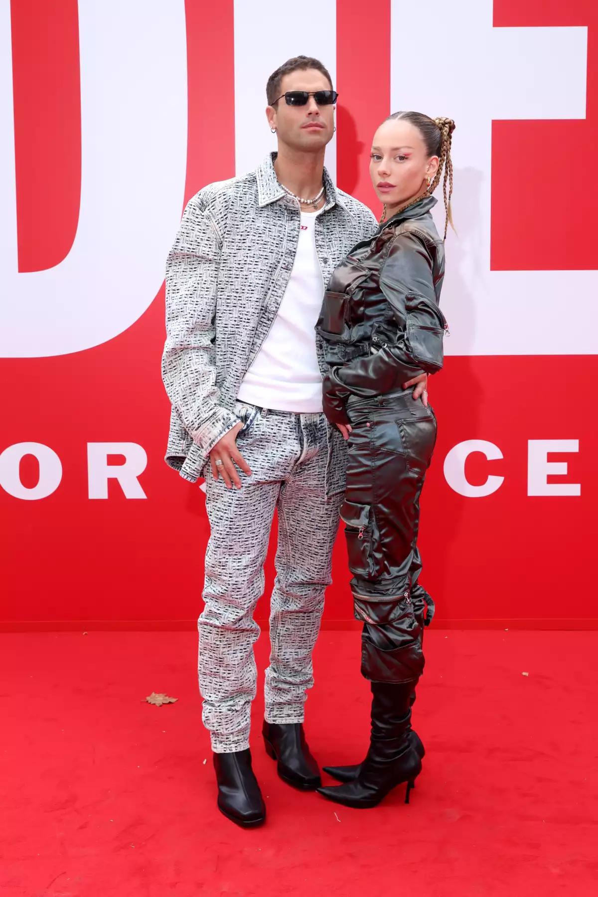 Ester-Exposito-Nicolas-Furtado