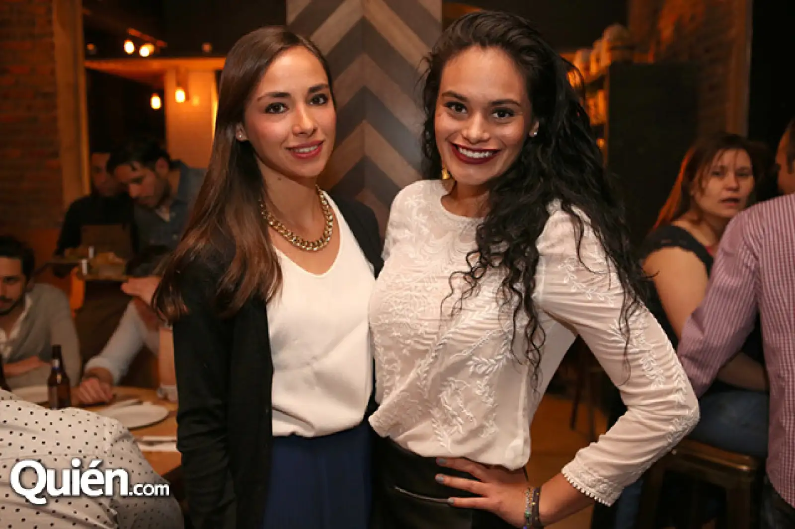 Valeria Hurtado y Estela Hermida