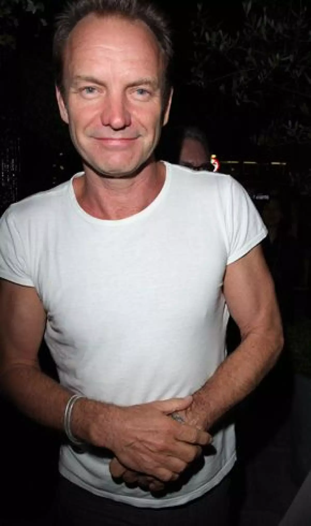 El cantante denunció el sábado las violaciones de los derechos humanos en Irán y reclamó la libertad de los presos políticos.