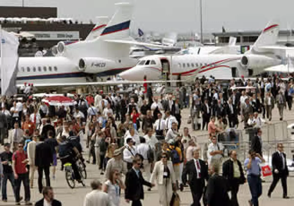 El Aerocluster Monterrey asistió por primera vez a la pasada edición del Air Show Paris. (Foto: AP)