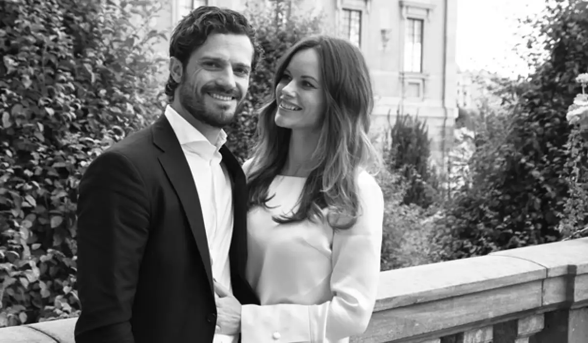 El príncipe de 36 años y su esposa, de 31, dieron la bienvenida a un niño hoy por la tarde en Estocolmo. El bebé será el quinto en la línea de sucesión al trono.