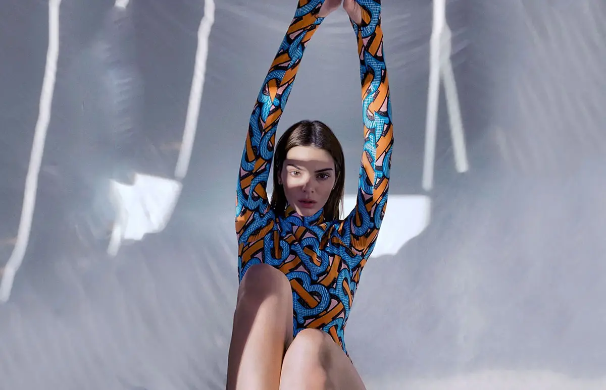 kendal-jenner-burberry