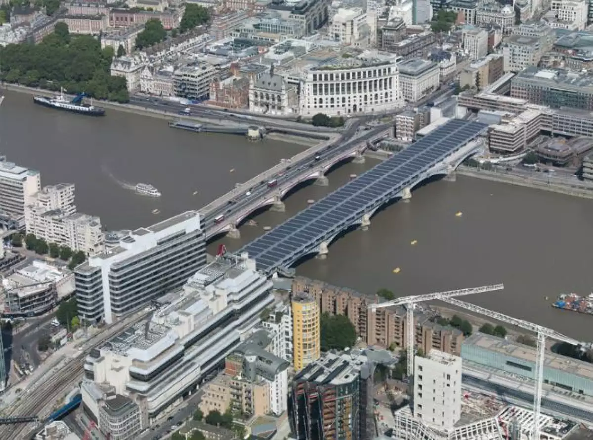 Puente solar m�s grande