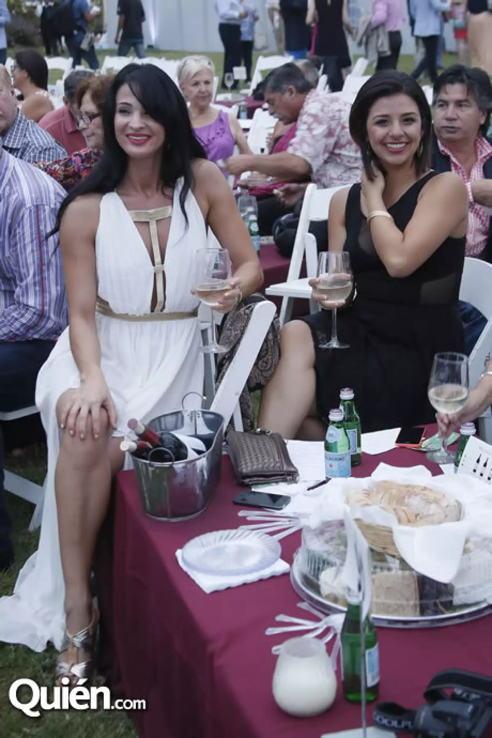 Gina Centrulo,Natalia Ponce