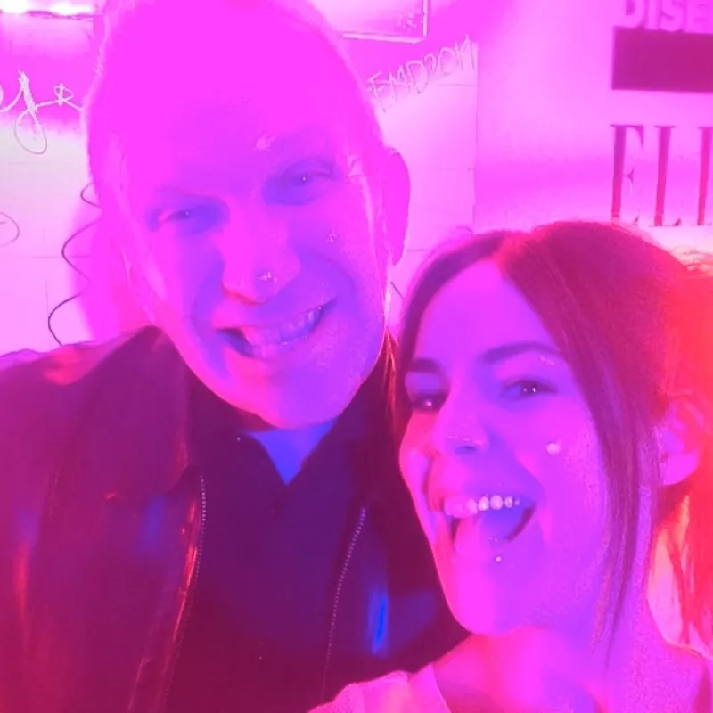 Belinda, Camila Sodi, Tessa Ia y Lorenza Lazo acudieron anoche a la fiesta en honor al diseñador francés, donde se tomaron fotos con él.