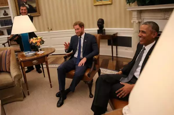 Al igual que su esposa, el presidente de EU, no paró de reír durante la a agradable visita del príncipe.