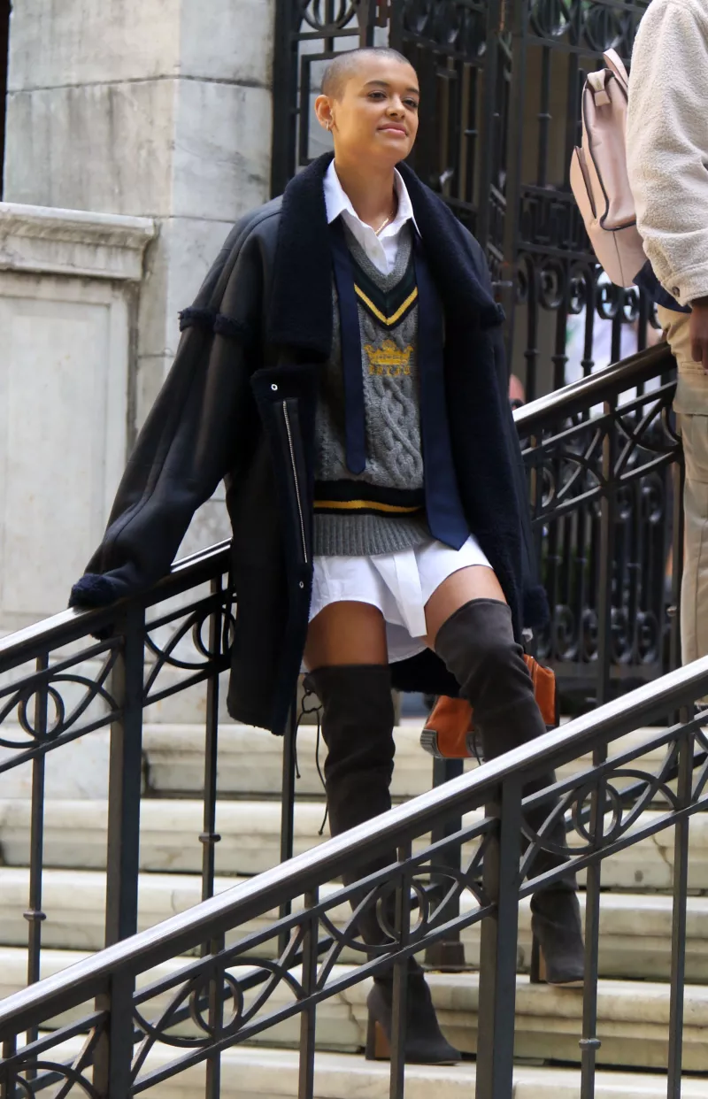 'Gossip Girl' TV show filming, New York, USA - 20 May 2021