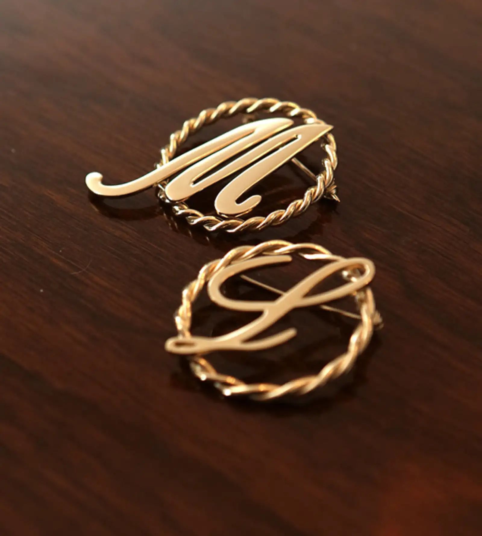 Colección Las Niñas Bien by Daniel Espinosa