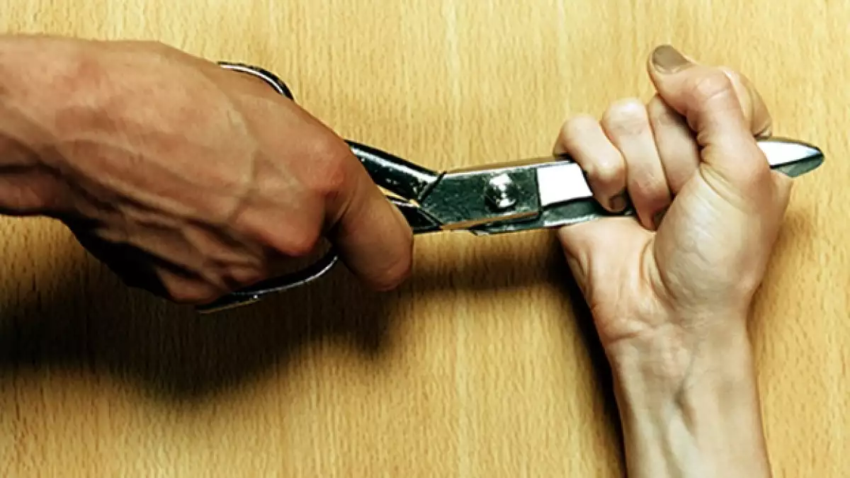 asesinato pasional tijeras forcejeo lucha
