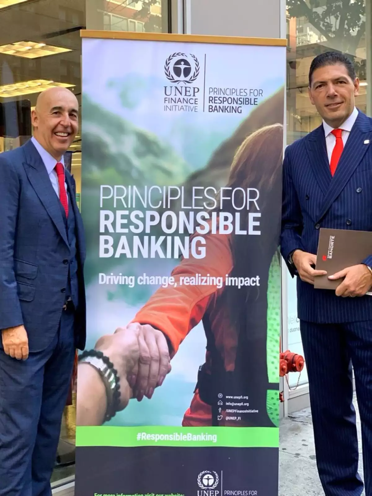 Carlos Hank presenta la banca responsable 4.jpeg