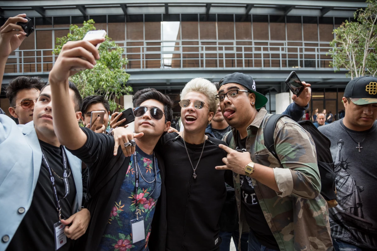 Fans y colegas